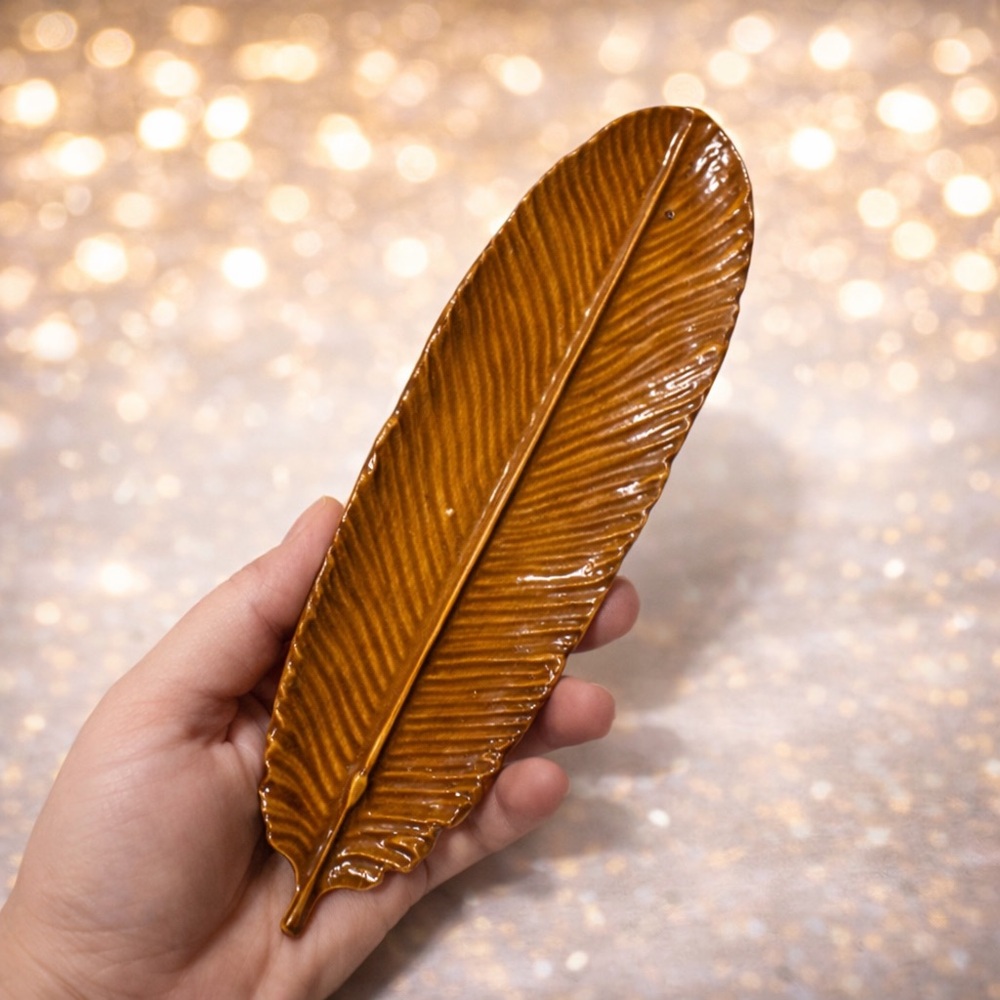 Brown Leaf-Shaped Decorative Tray